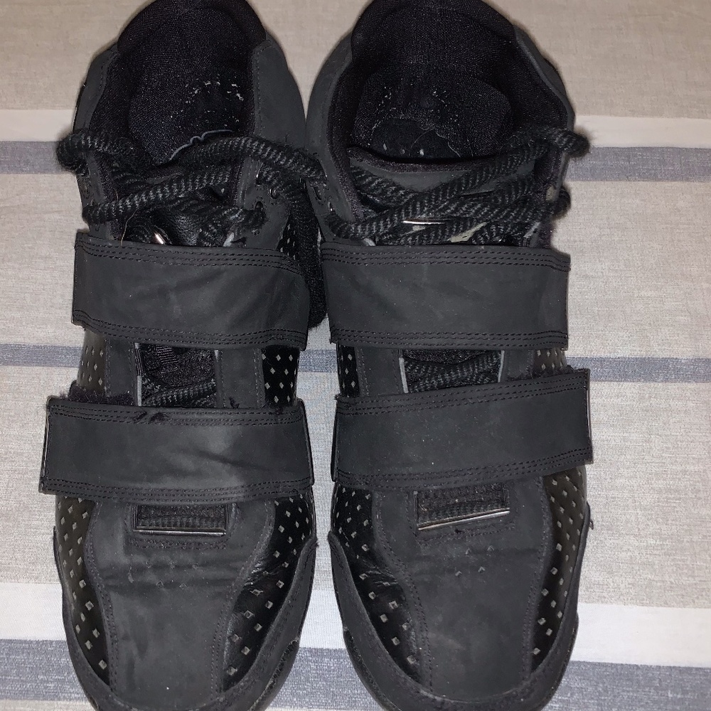 LeBron Sneakers (2006)